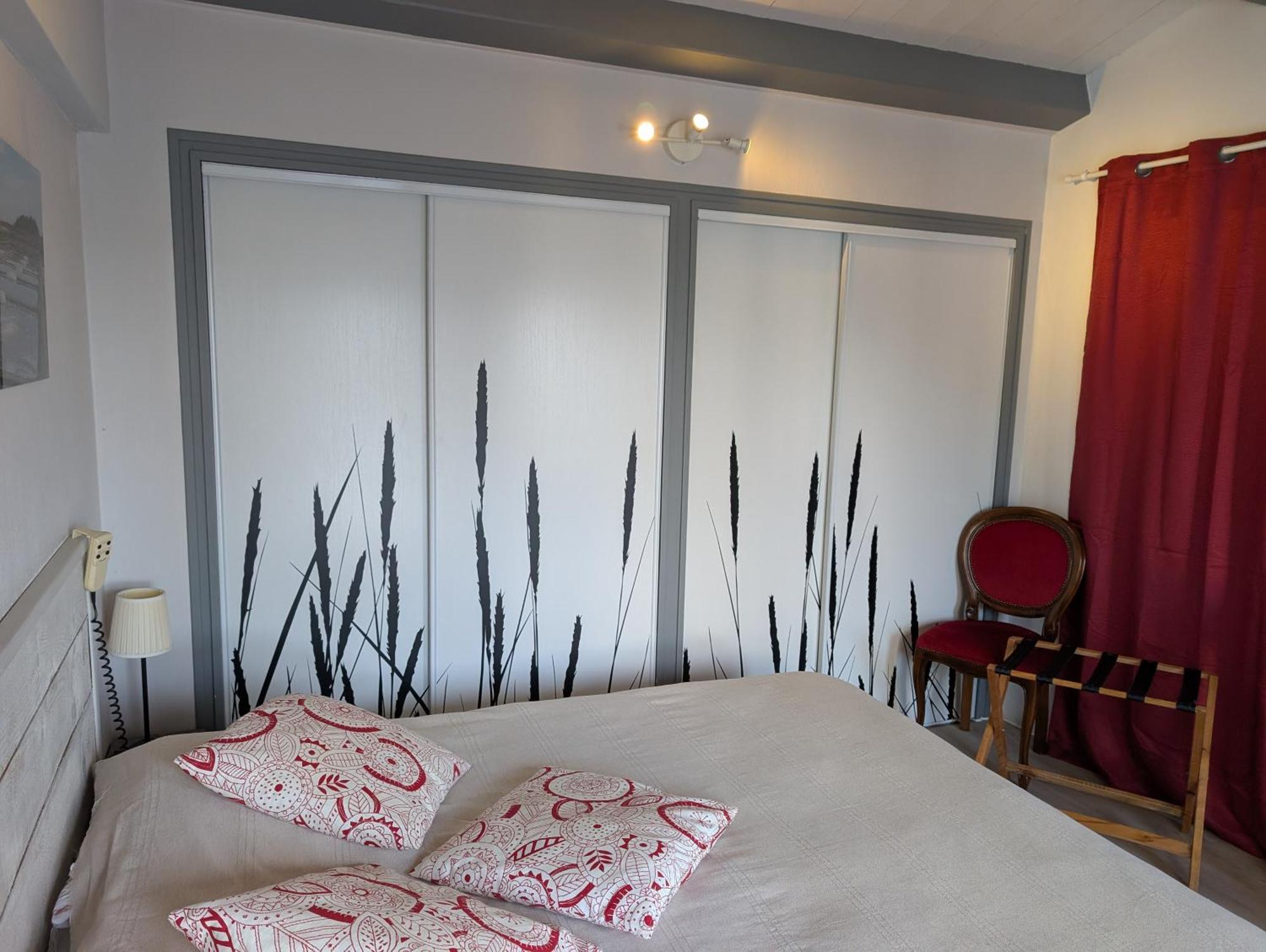 Les Yeux Bleus Bed & Breakfast Noirmoutier-en-l'Ile Rum bild